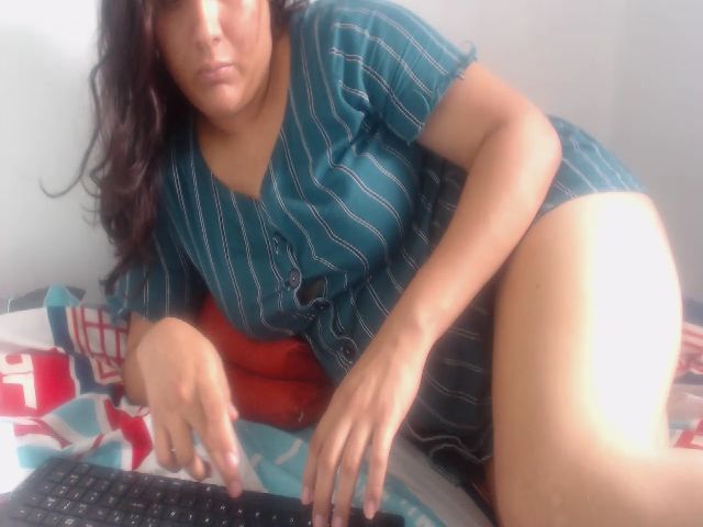 Live sex webcam photo for MaryHot_ #268644788