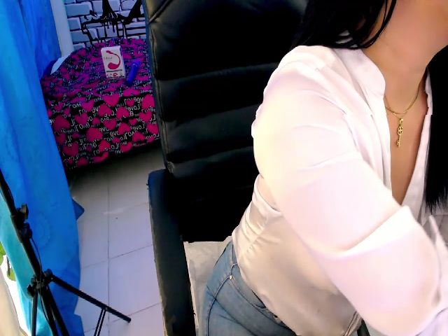 Live sex webcam photo for Sashabreck #287860182