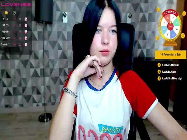 Live sex webcam photo for AnnaFols #268634474