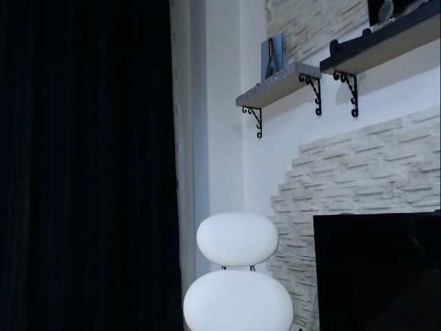 Live sex webcam photo for IvannaSecrets #268630986