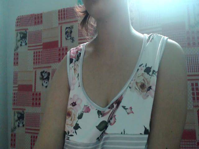 Live sex webcam photo for HotpukiLuver #268633033
