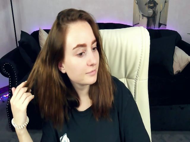 Live sex webcam photo for MissTianaa #268631401