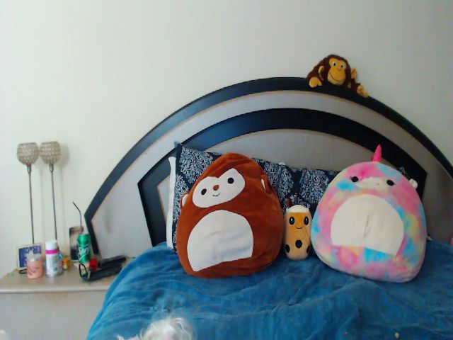 Live sex webcam photo for lyllla #268632084