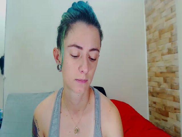 Live sex webcam photo for poison_blue #268647976
