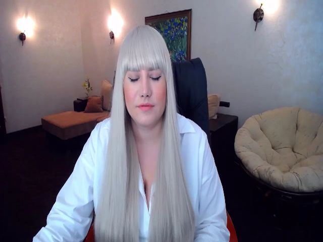 Live sex webcam photo for VeritableGirl #268633506