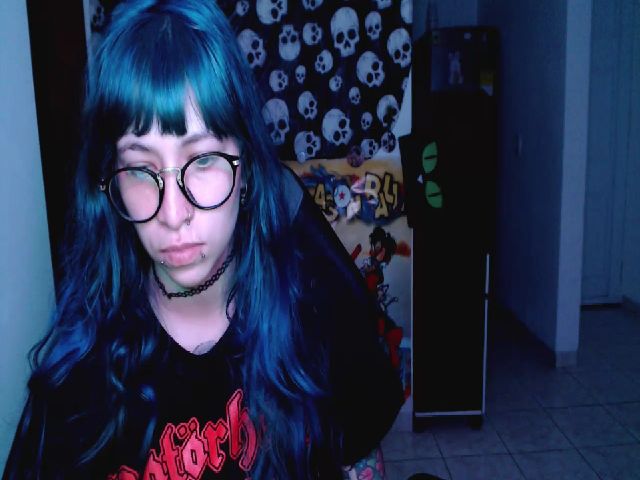 Live sex webcam photo for umaru_michae #268636272