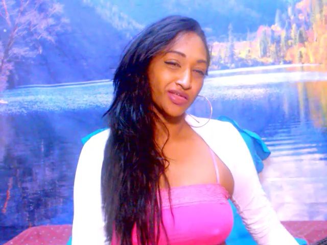Live sex webcam photo for Indianspicey #268650860