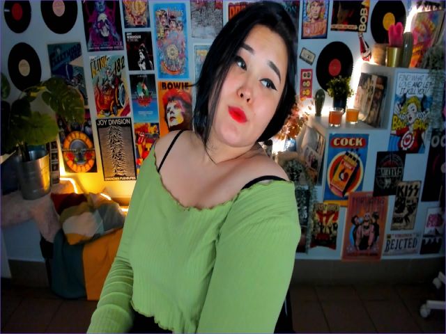 Live sex webcam photo for EsmiraWaild #268643827