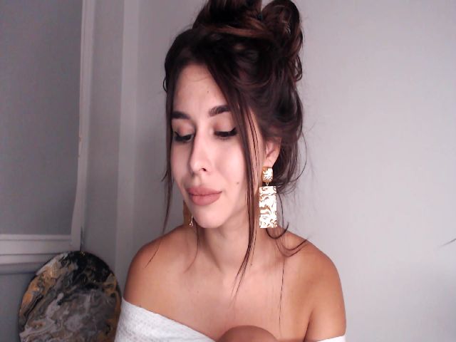 Live sex webcam photo for LeValeriya #268651109