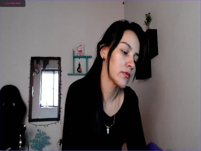 Live sex webcam photo for Lisa_Gerrard_ #268642803