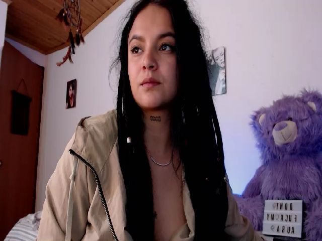 Live sex webcam photo for NinaFeliu #268651056