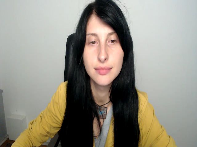 Live sex webcam photo for SnowSpacee #268628978