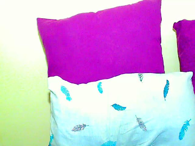 Live sex webcam photo for Hotmelons44 #268632231