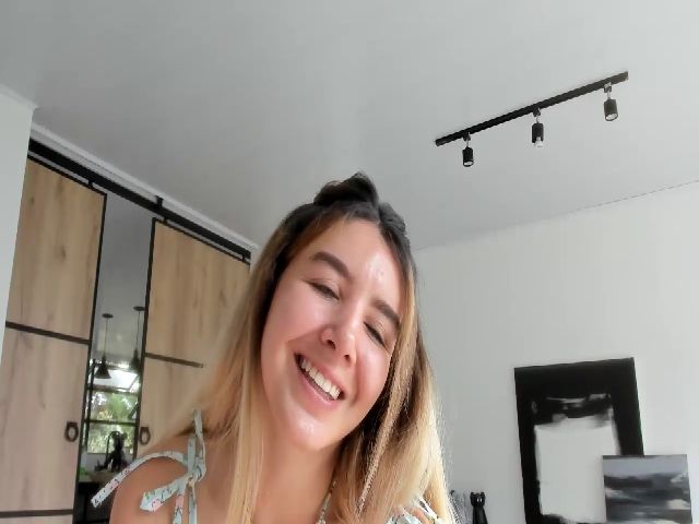 Live sex webcam photo for LauraVega #268642569