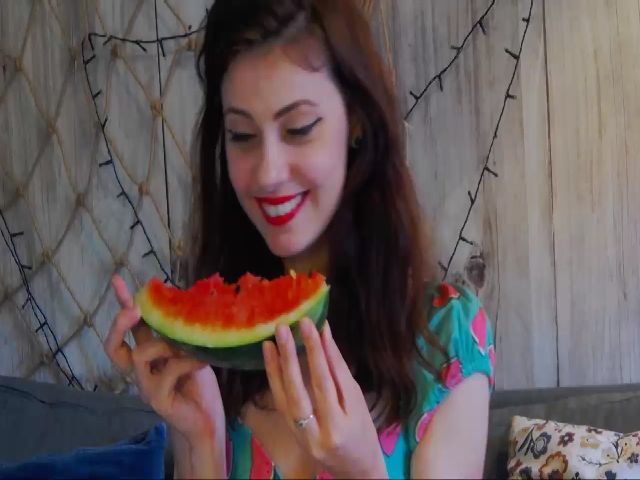 Live sex webcam photo for MissAracely #268641551