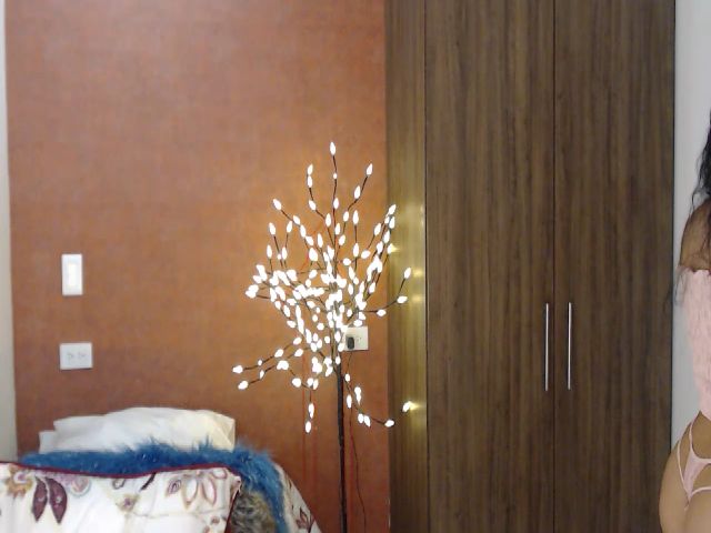 Live sex webcam photo for Forevermanu #268639368