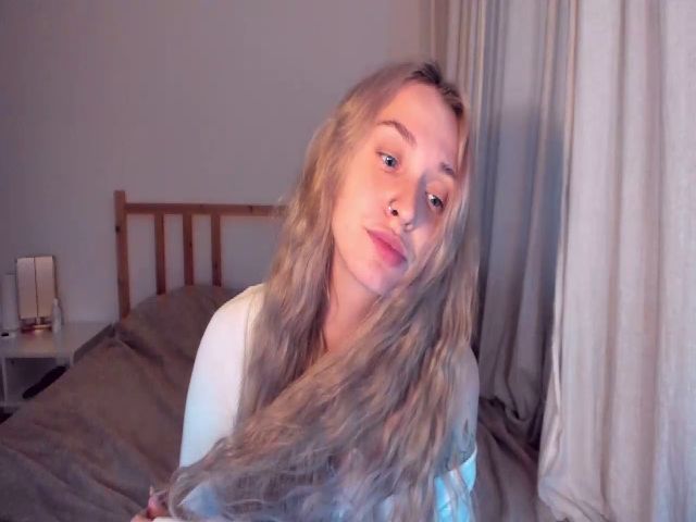 Live sex webcam photo for Uvirtualfrnd #268644811