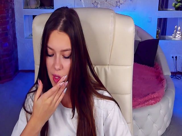 Live sex webcam photo for ReginaVin #268642737