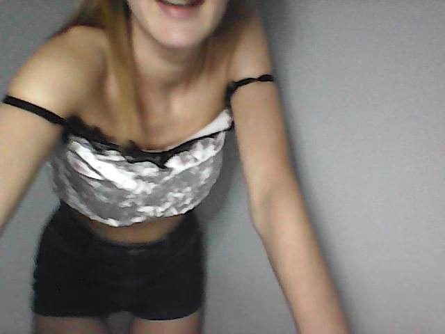 Live sex webcam photo for Eva_Knight #268649944