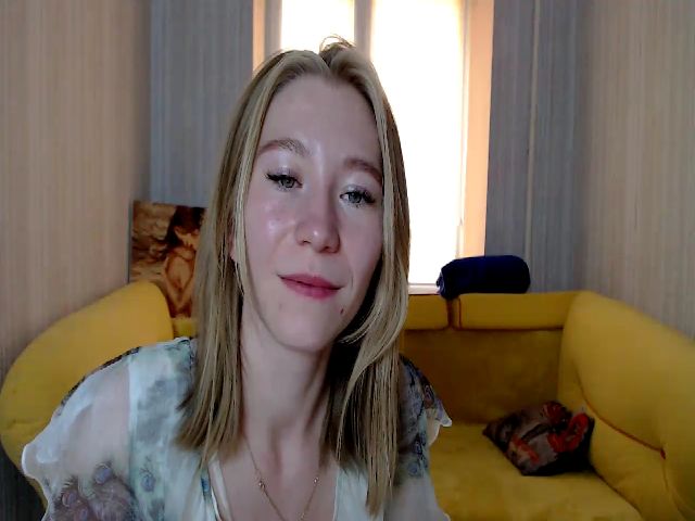 Live sex webcam photo for Airossa #268639242