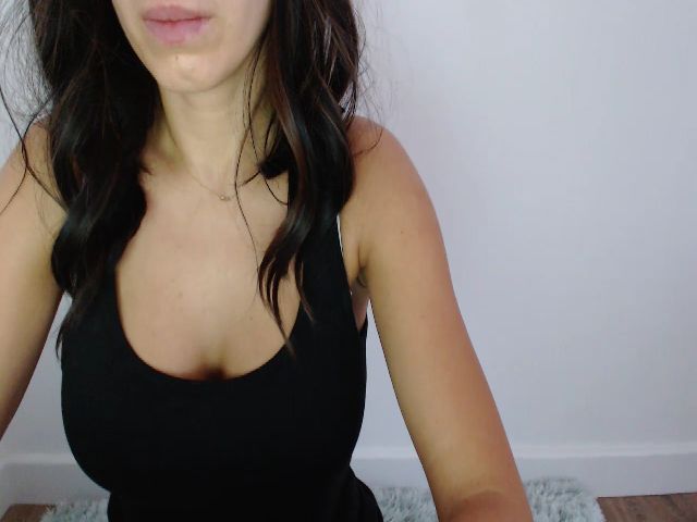 Live sex webcam photo for Grace_Emily #268632688