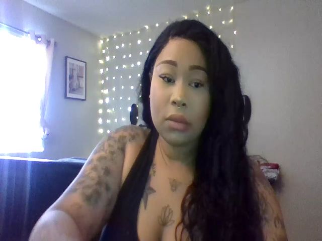 Live sex webcam photo for AshlynnM #268644496