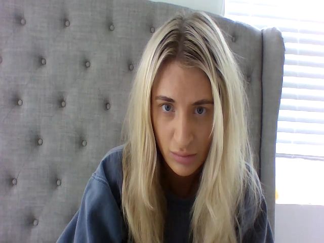 Live sex webcam photo for Princessxx1 #268651009