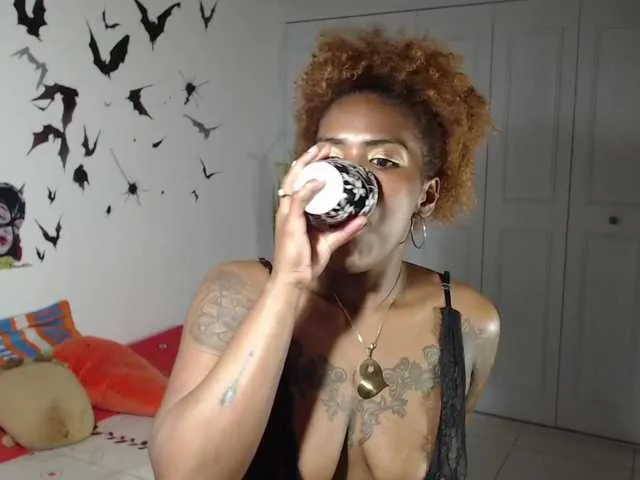 Live sex webcam photo for ebonyblade #268629821