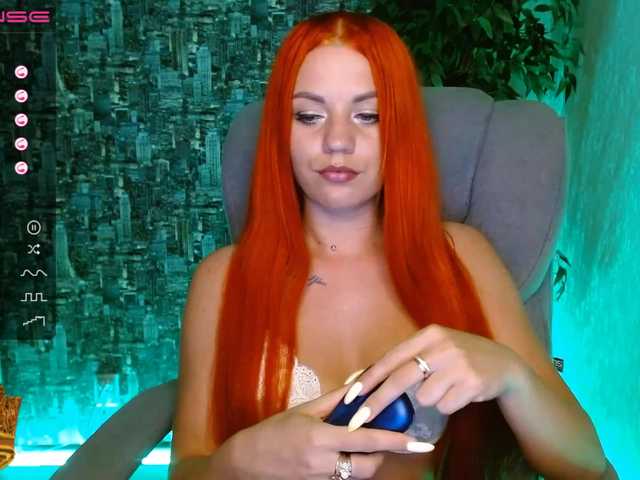 Live sex webcam photo for elegantLove #268668300