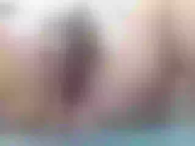 Live sex webcam photo for lilyhung50 #268668667