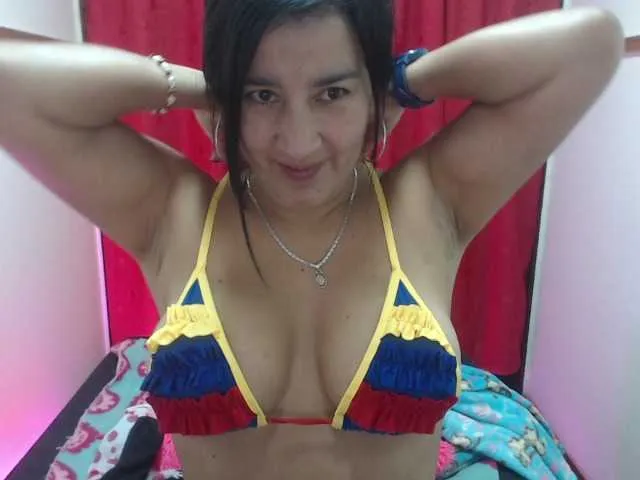Live sex webcam photo for MOLLY-KATE #268663535
