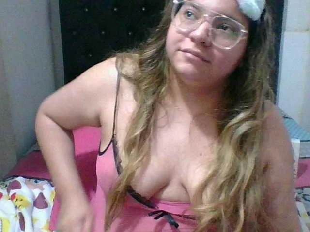 Live sex webcam photo for Victoriamor #268652672