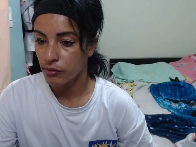 Live sex webcam photo for KattleyaGrey #268663232