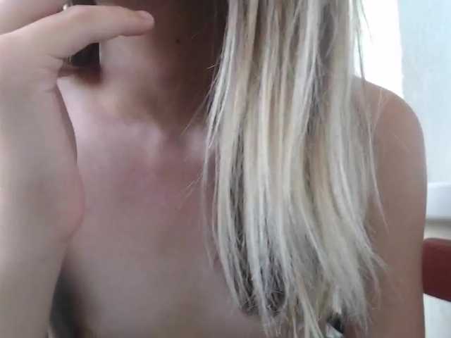 Live sex webcam photo for mila-777 #268662680