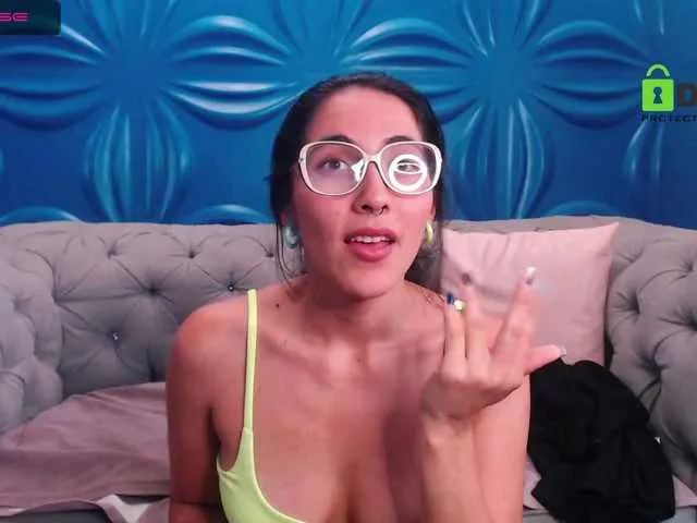 Live sex webcam photo for KeilaSummer #268669667