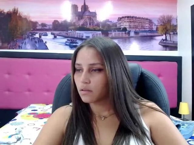 Live sex webcam photo for AgatharFox #268652503