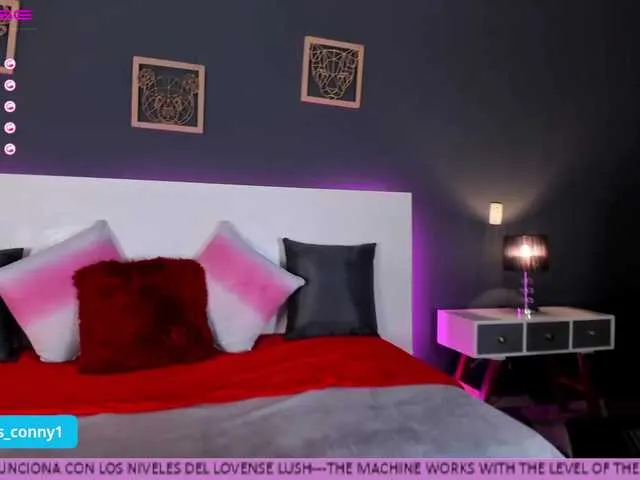 Live sex webcam photo for missconny #268668477