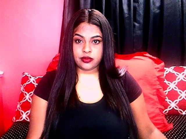 Live sex webcam photo for Indianstorm4u #268667457
