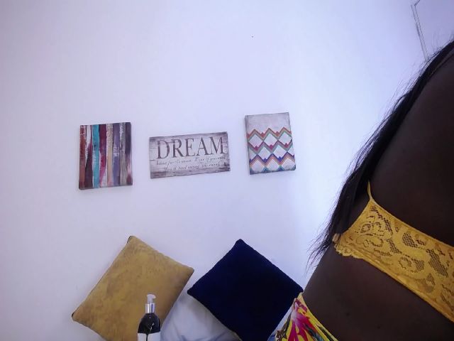 Live sex webcam photo for Chrishadoll #268669987