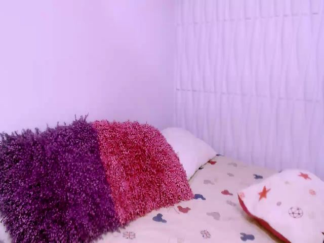 Live sex webcam photo for Vannemedina #268672694