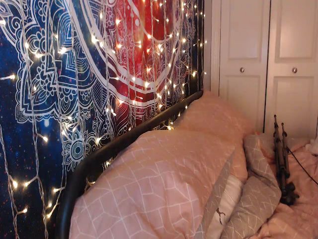 Live sex webcam photo for Rumour_ #268671283