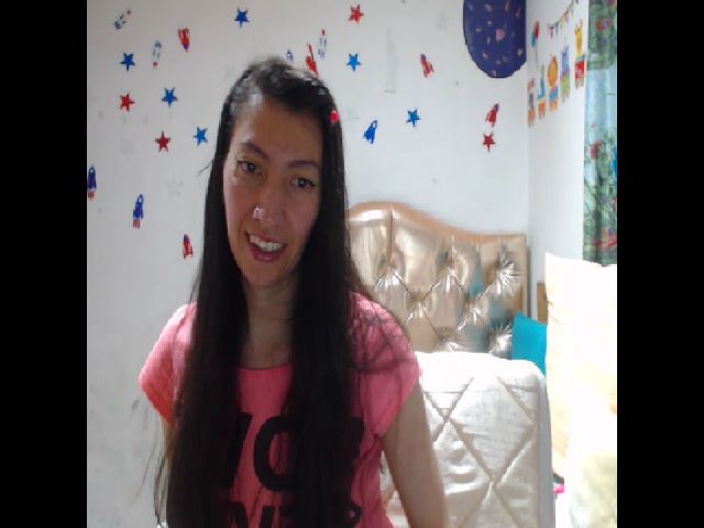 Live sex webcam photo for Kaymilf #268672930