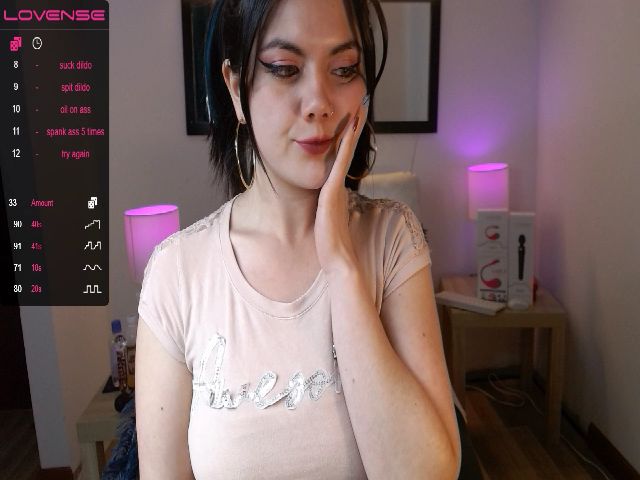 Live sex webcam photo for Milakunisxx #268673920
