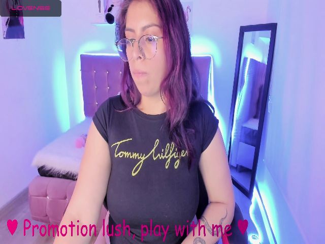 Live sex webcam photo for Irene__larson #268653375