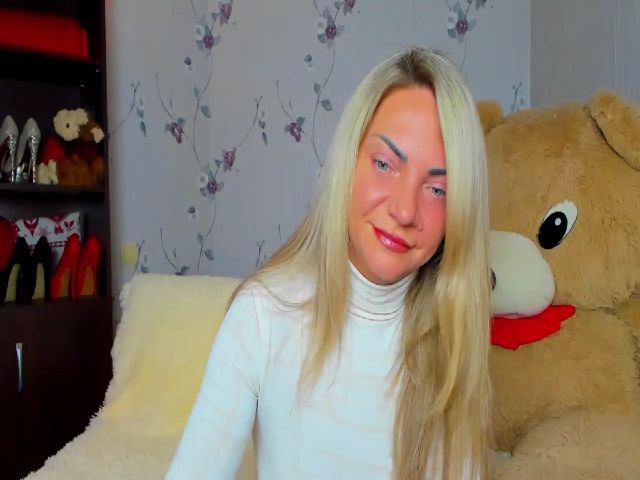 Live sex webcam photo for Alisa_Sims #268671067