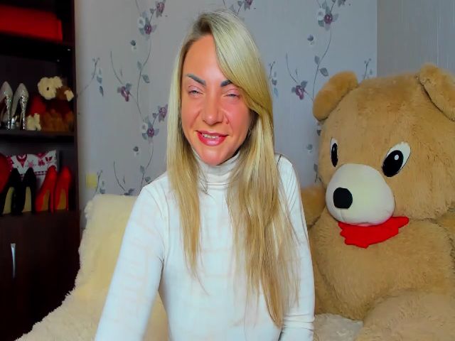 Live sex webcam photo for Alisa_Sims #268671954