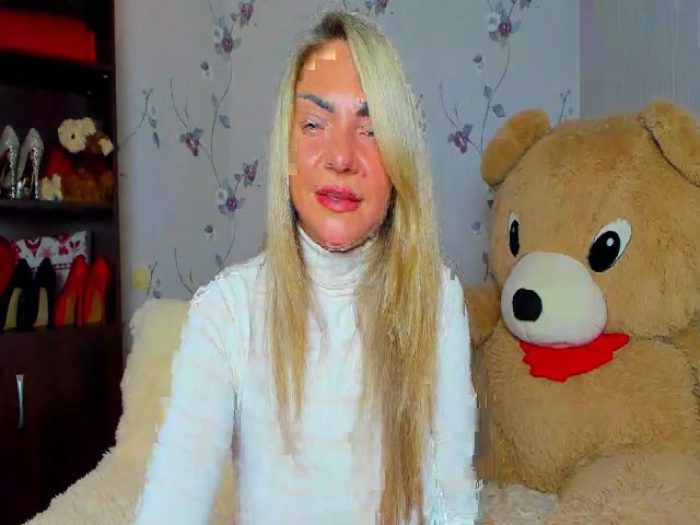 Live sex webcam photo for Alisa_Sims #268672264