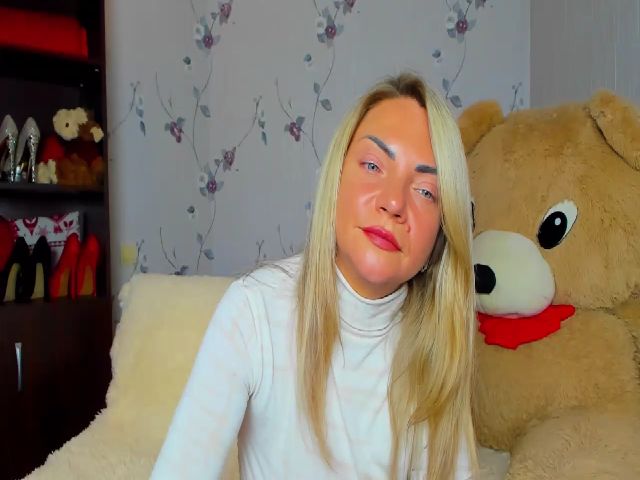 Live sex webcam photo for Alisa_Sims #268672708