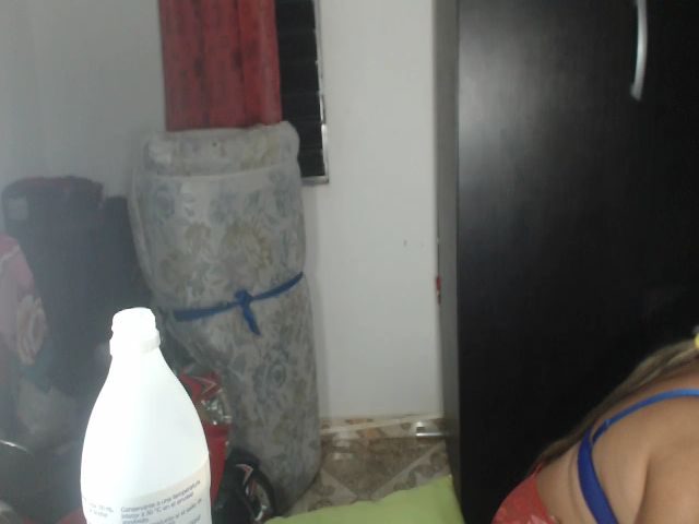 Live sex webcam photo for adrianamilf #268657041