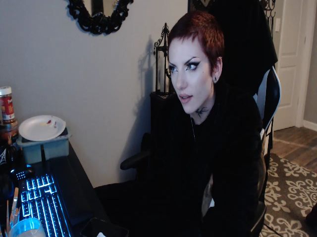 Live sex webcam photo for Painbaby #268654961